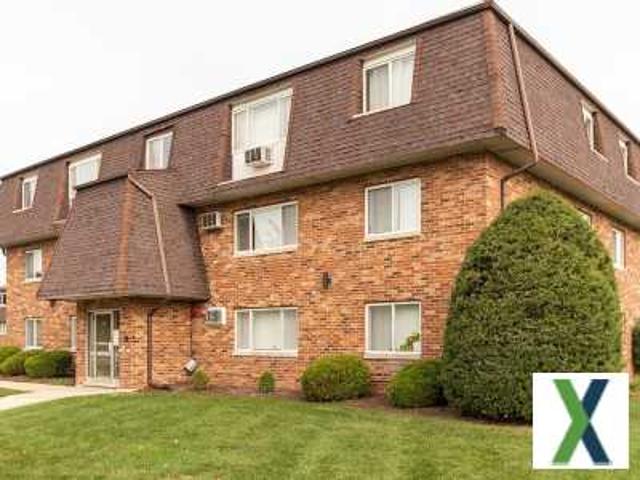 Apartment for sale in Tinley Park