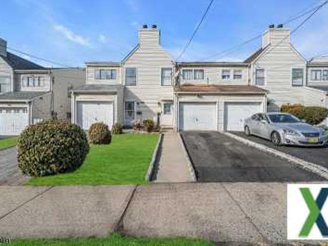 Apartment for sale in Elizabeth Apartment for sale in Elizabeth