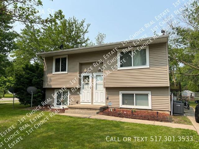 Townhouse for rent in Delhi Charter Township, Ingham County