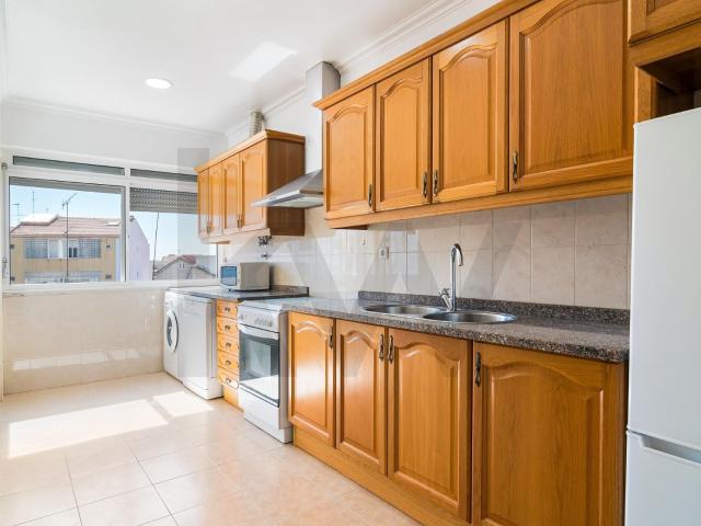 Apartamento alugar em Cova da Piedade, Almada