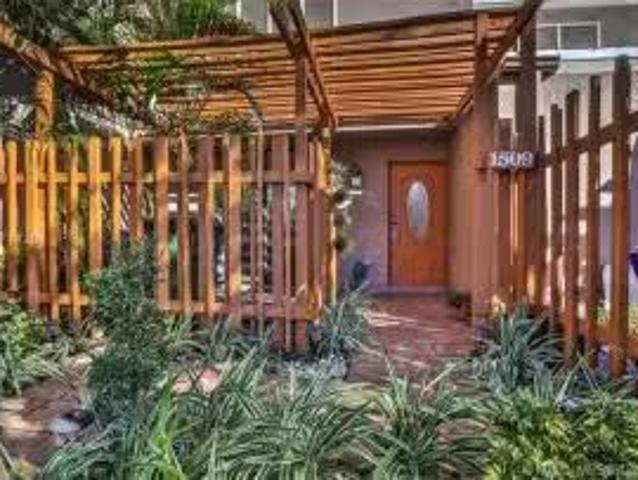 Condo for rent in Hollywood