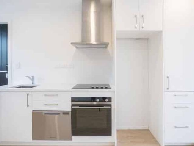 Townhouse for rent in Owhata, Oroua County