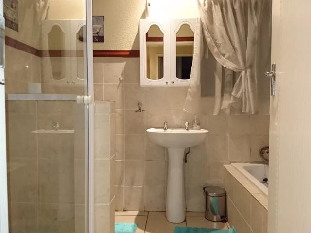 Townhouse for rent in Pretoria, Gauteng