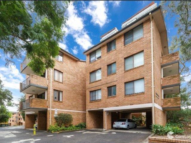 Apartment for rent in Camden Place, Sydney