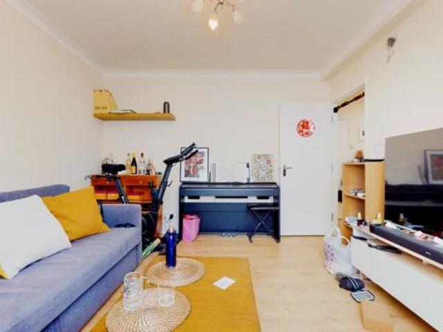 Apartment for rent in St. John's Wood, Greater London