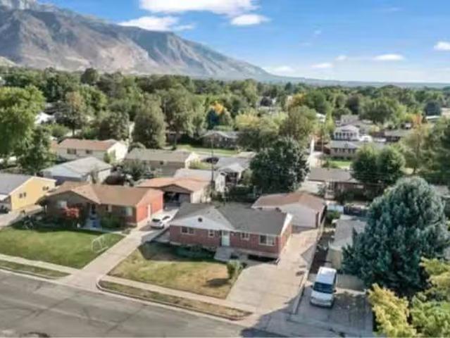Condo for rent in Ogden