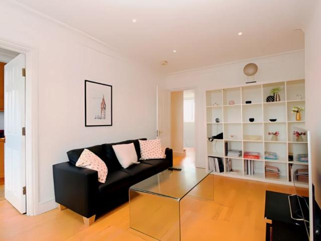 Apartment for rent in South Kensington, Greater London