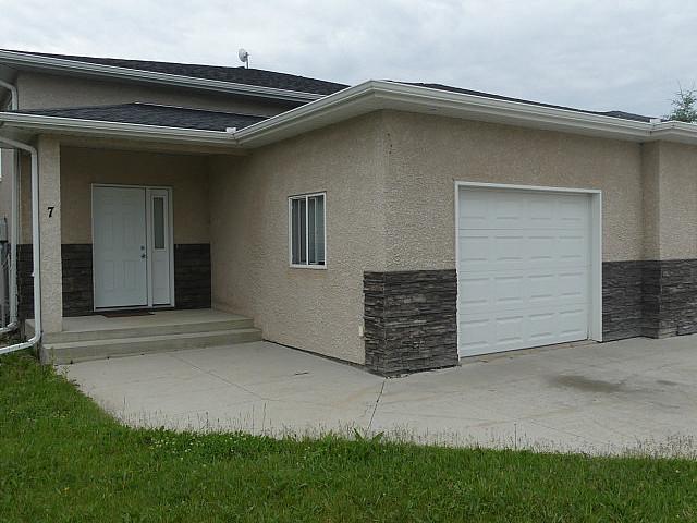House for sale in La Broquerie, Manitoba