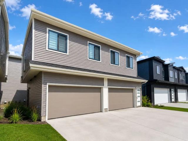 Apartment for rent in Wedgewood, Alberta