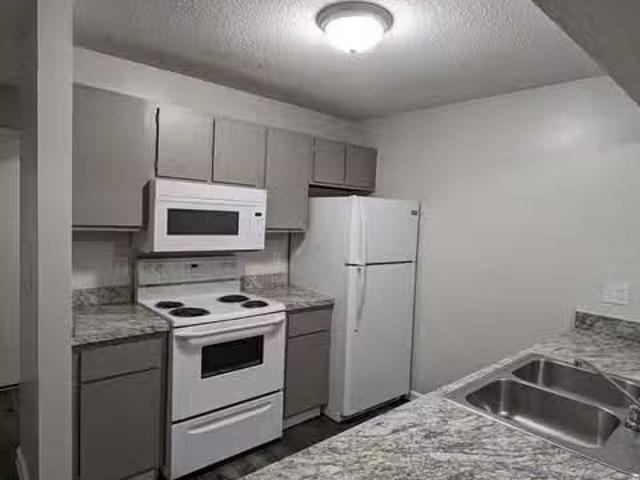 Condo for sale in Newark