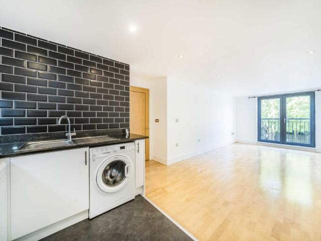 Flat for rent in Streatham, Streatham Hill