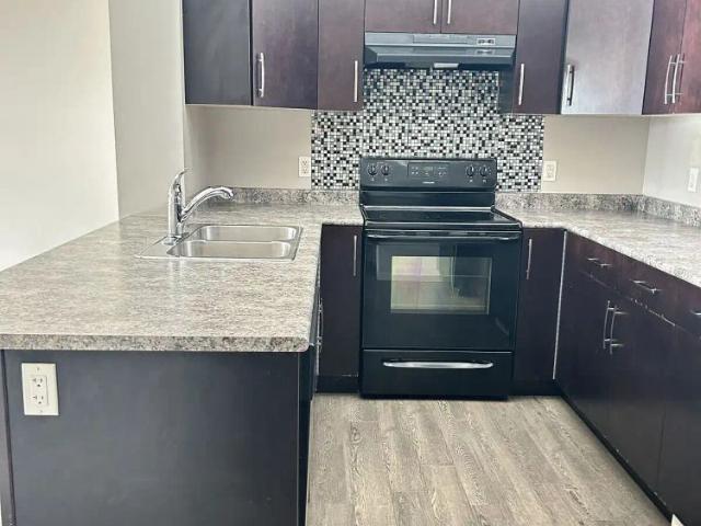 Townhouse for rent in Heritage Point, Edmonton
