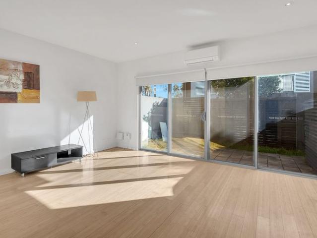 Townhouse for rent in Camerons Creek, Victoria