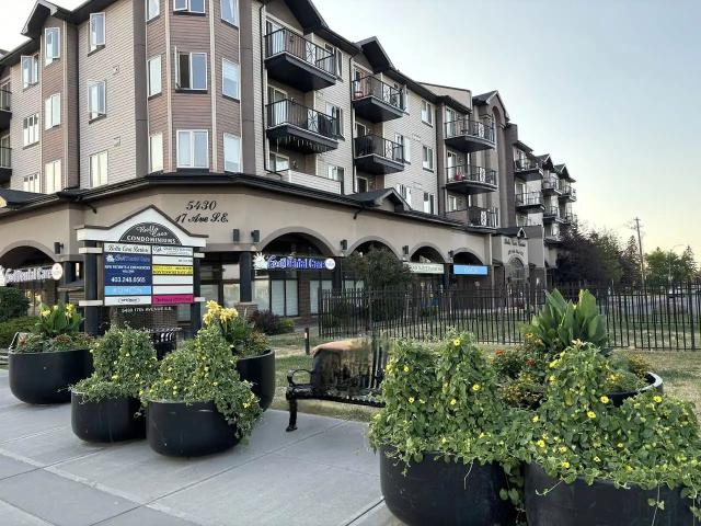 Condo for rent in Northwest, Alberta