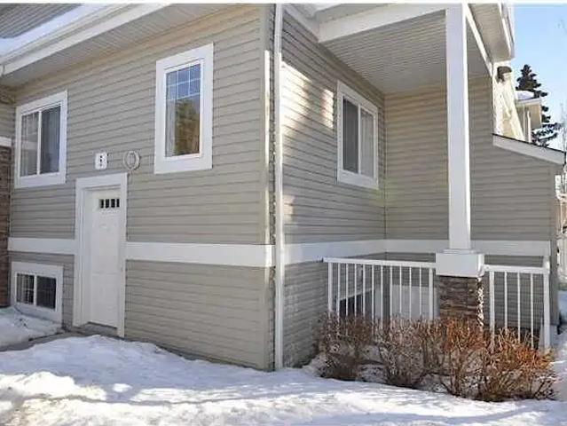 Condo for rent in Saint Albert, Alberta