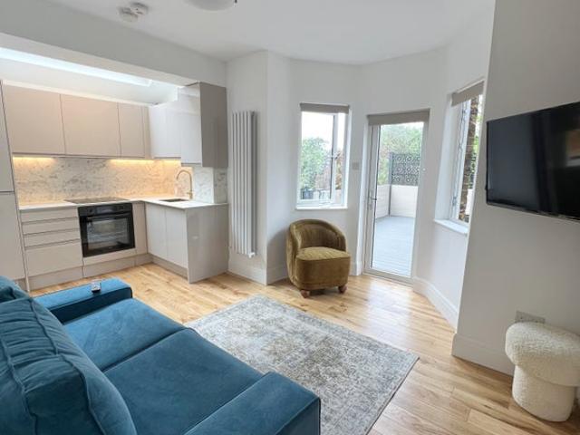 Apartment for rent in Streatham Hill, Greater London