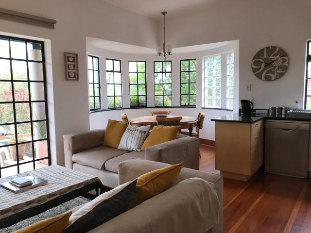 Apartment for rent in De Wetshof, Johannesburg