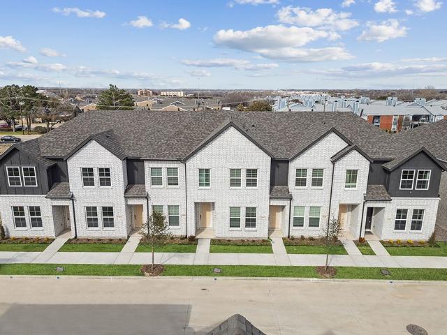 Townhouse for sale in Haltom City