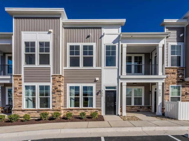 Condo for sale in Virginia