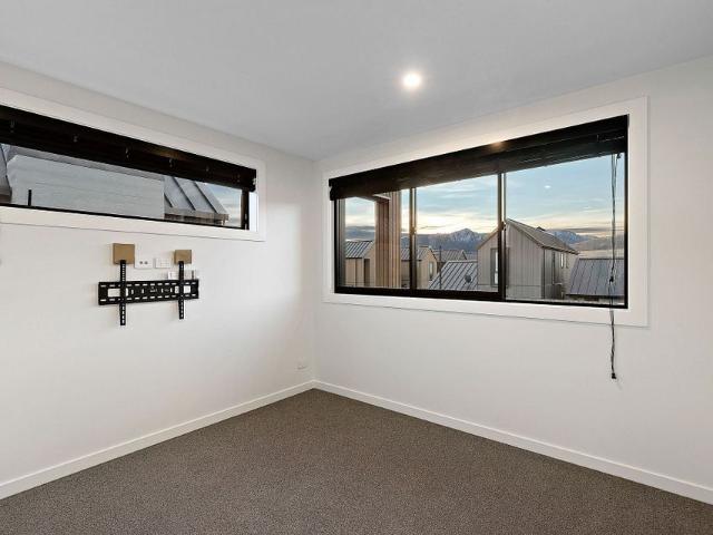 Townhouse for rent in Jacks Point, Otago