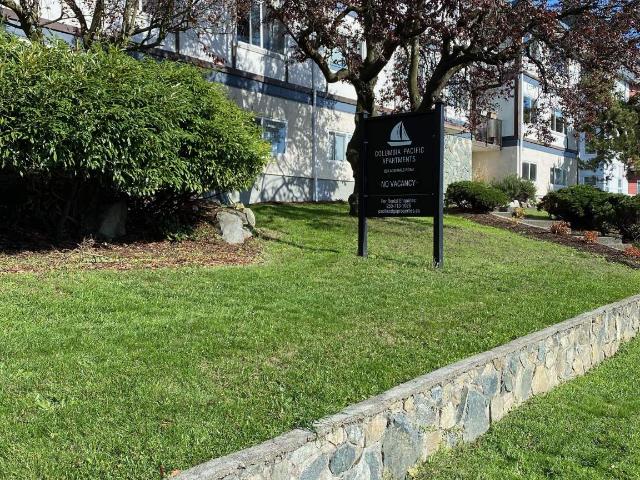 Apartment for rent in Esquimalt, British Columbia