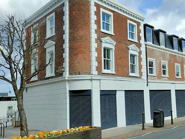 Apartment for rent in Charlton, Greater London