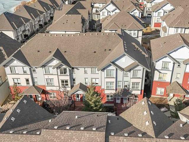 Townhouse for rent in Wedgewood, Alberta