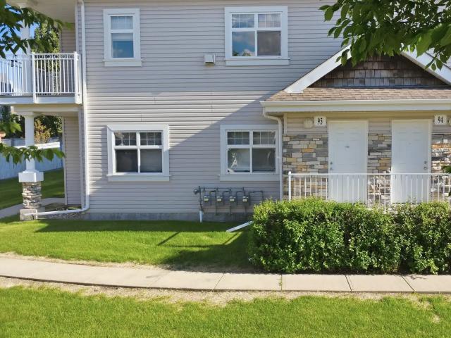 House for rent in Wedgewood, Alberta