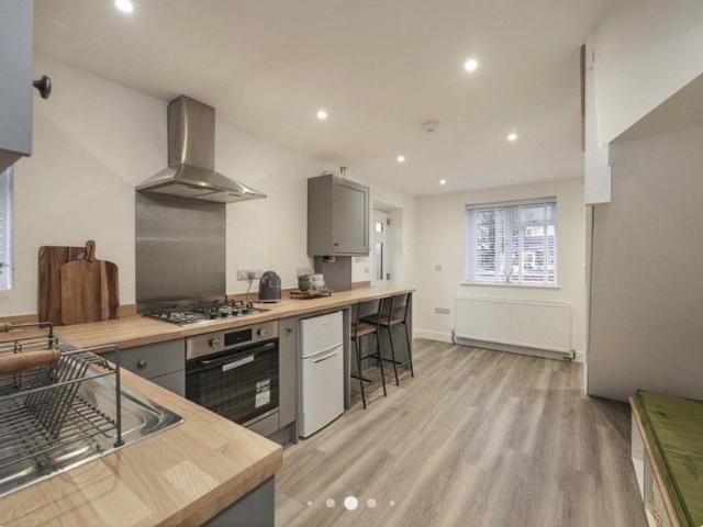 Apartment for rent in Winterbourne, Winterbourne