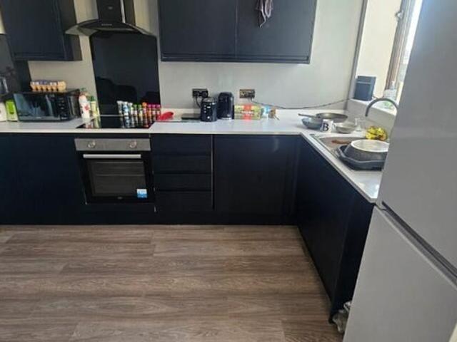 Apartment for rent in Hyde Park, Leeds