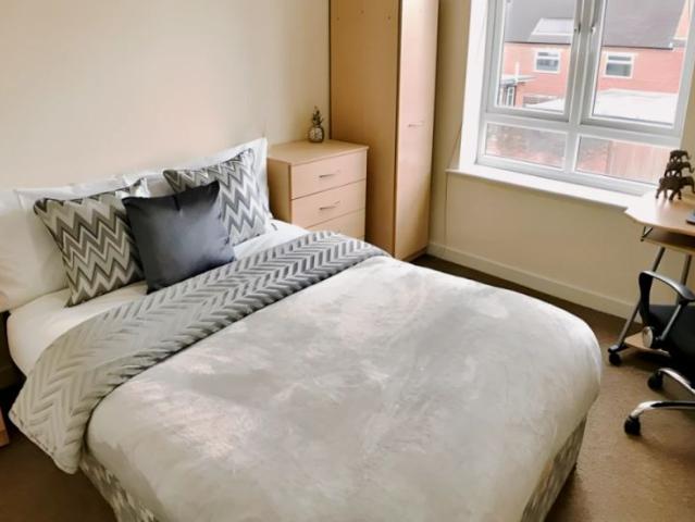 Room for rent in The Brampton, Butterton