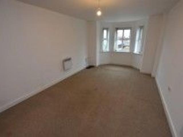 Apartment for rent in Bryn, Wigan