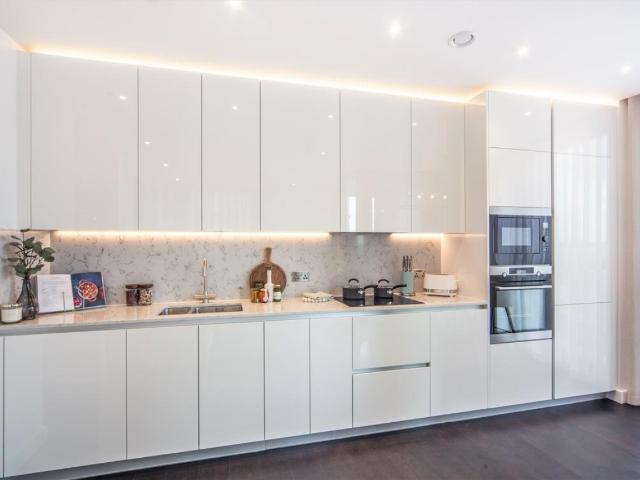 Apartment for rent in Nine Elms, Greater London