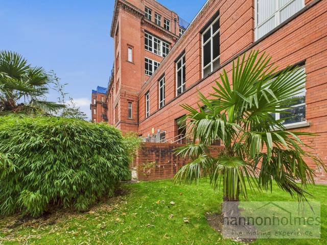 Apartment for rent in Lee Bank, Greater Manchester