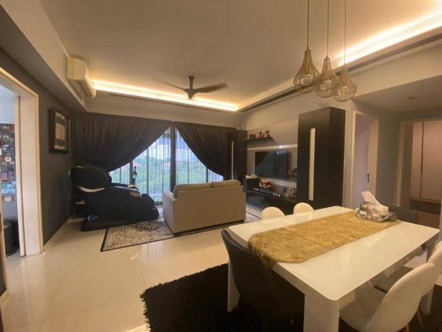 Apartment for rent in Alexandra Road