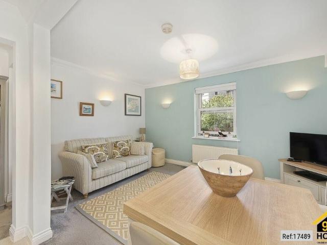 Apartment for rent in Livermead, Paignton