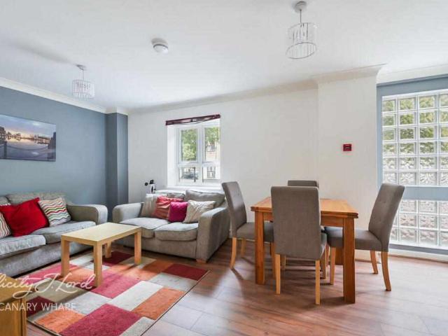 Apartment for sale in London, Greater London