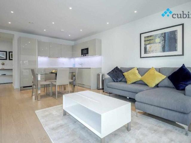 Apartment for sale in SE17, London