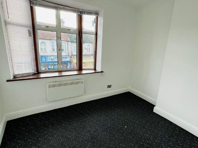 Apartment for rent in London Borough of Croydon, Addiscombe