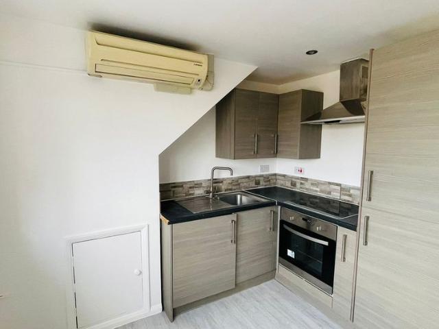 Apartment for rent in London Borough of Croydon, Greater London