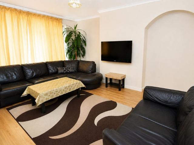 Apartment for rent in London Borough of Merton, Greater London