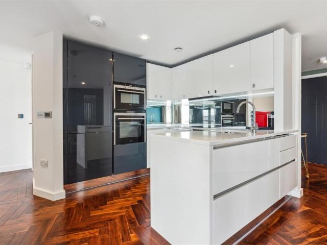Apartment for rent in Finsbury, Greater London
