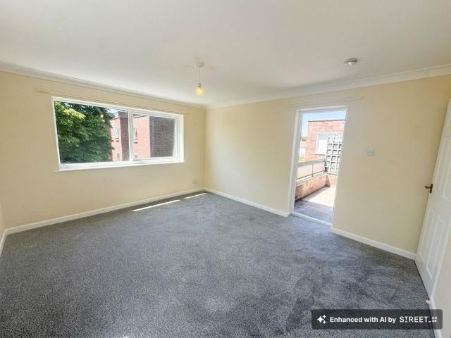 Apartment for rent in Sherford, Rumwell