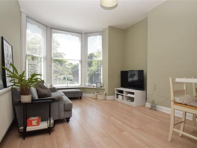 Apartment for rent in South Cliff, Kepwick