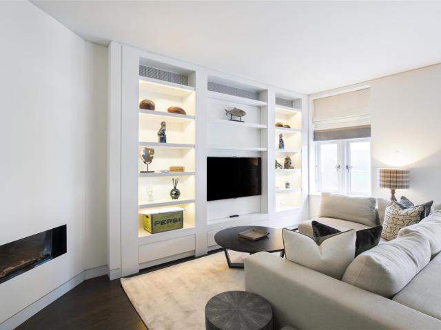 Apartment for rent in Mayfair, Greater London