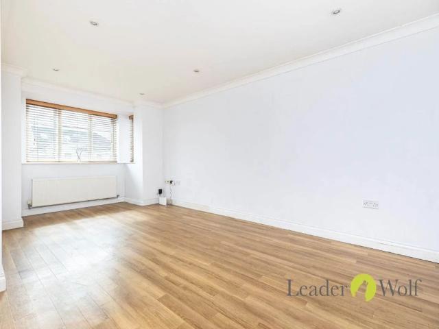 Apartment for rent in Lansdowne, Bournemouth