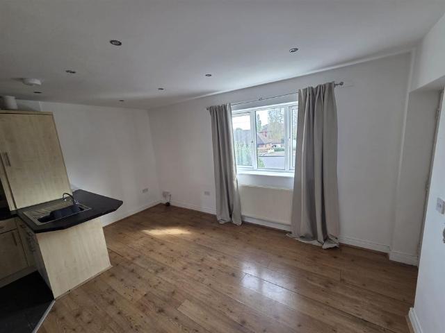 Apartment for rent in Caldermill, East Midlands