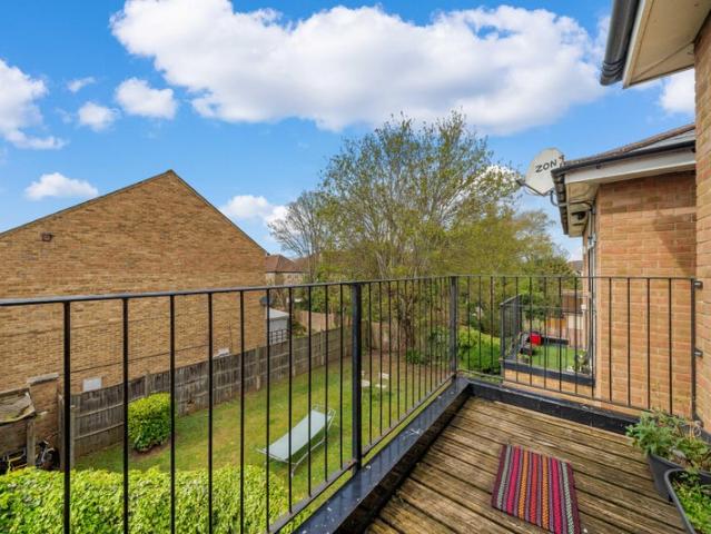 Apartment for rent in London Borough of Croydon, Greater London