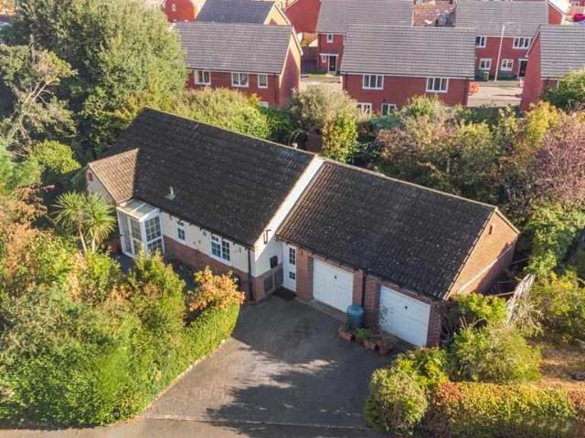 Bungalow for sale in Shropshire