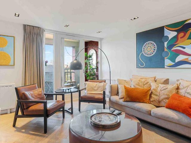 Apartment for rent in Brompton, Greater London